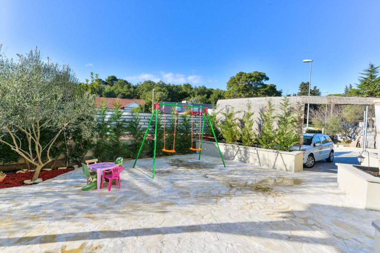 Villa Niko With Private Swimming Pool Zadar Zewnętrze zdjęcie